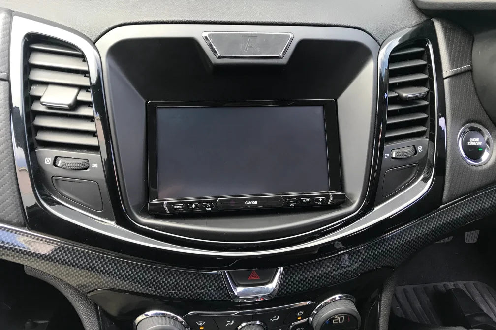 Holden Commodore CarPlay compatible dashboard image